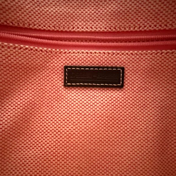 Dooney & Bourke Vintage small East/West Slouch black DB Signature Shoulder bag - Picture 15 of 16